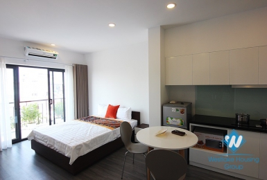 High floor studio for rent in Tay Ho area